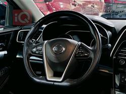 نيسان ماكسيما